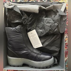 Aquatalia Amii Boots | Brand New Never Worn | snow and rain boots | fits size 9